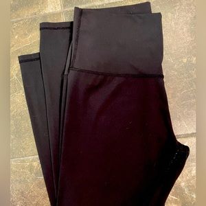 Lightly used Varley Black Leggings, L